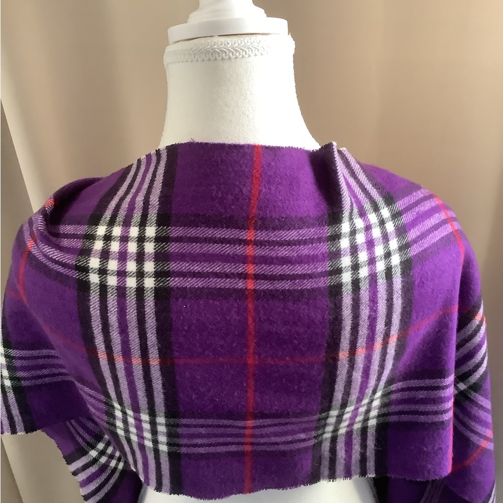 Cashmere Feel Purple Plaid Women's Scarf - Picture 4 of 6